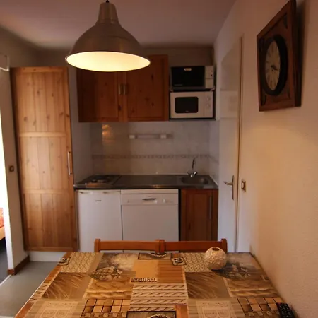 Altineige Vti 公寓 瓦托伦斯